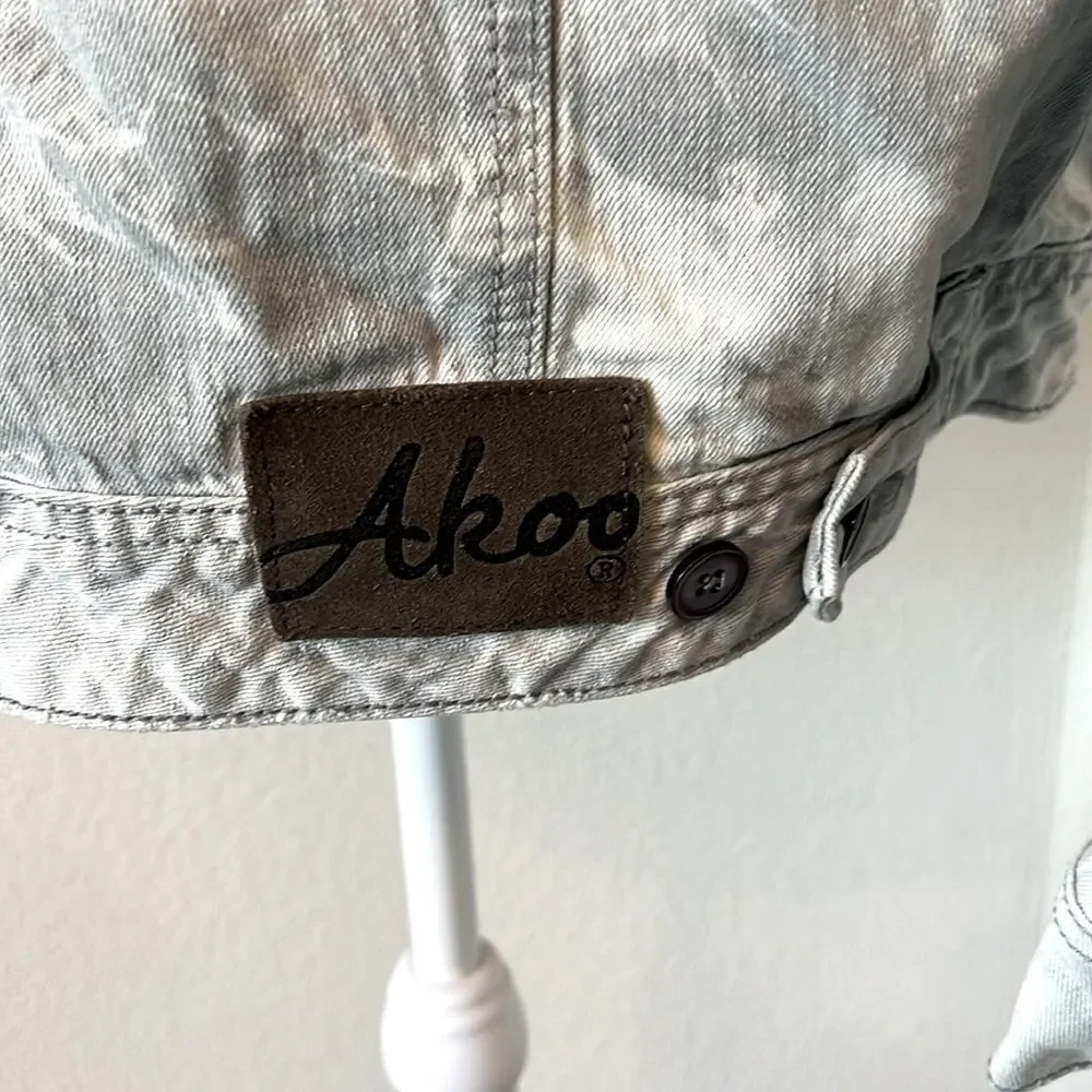 Akoo Light Gray Acid Washed and Paint Splatter Design Denim Jacket ~ Size XL